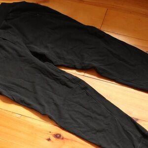 Lululemon men’s black joggers size L euc